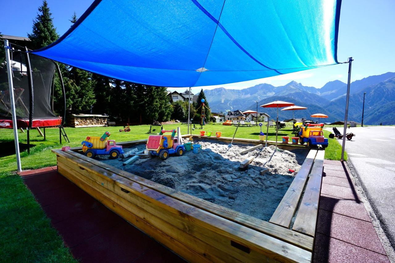Apart-Hotel Alpinsonnenresidenz Fiss Exterior foto
