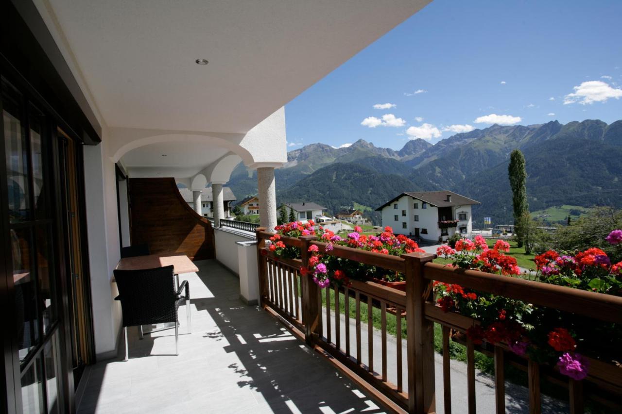 Apart-Hotel Alpinsonnenresidenz Fiss Exterior foto
